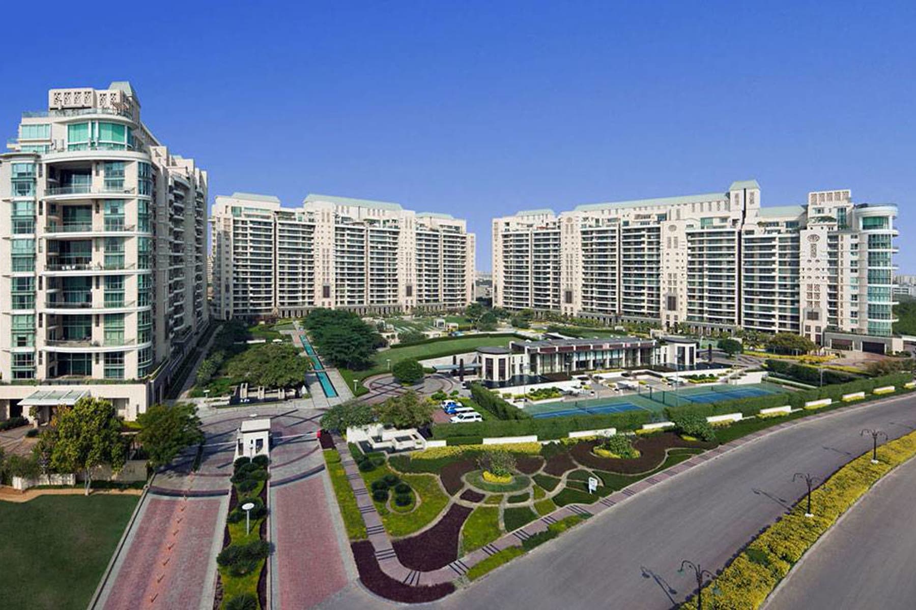 DLF Magnolias 2 master plan — 12.5 acres, 6 towers