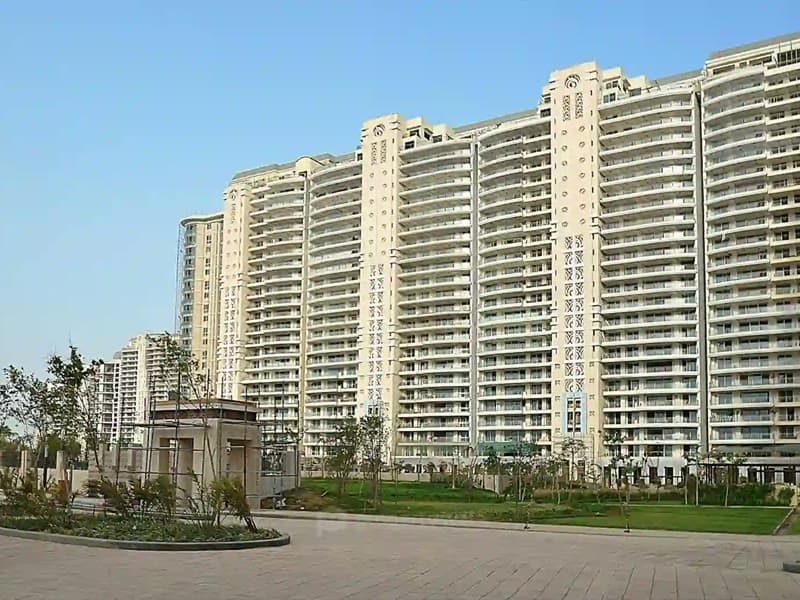 DLF Magnolias 2 in Sector 28, DLF Phase 4